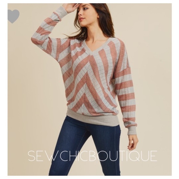 Drop Shoulder Striped V-Neck Knit Top - Picture 3 of 4